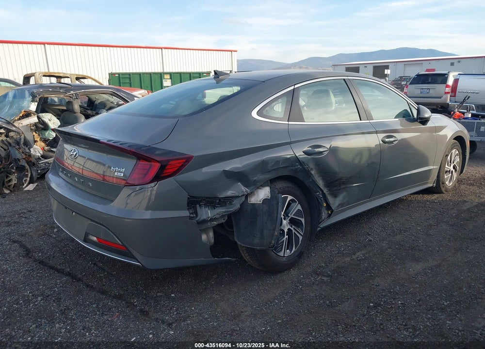 2021 HYUNDAI SONATA BLUE VIN: KMHL24JJ8MA021728