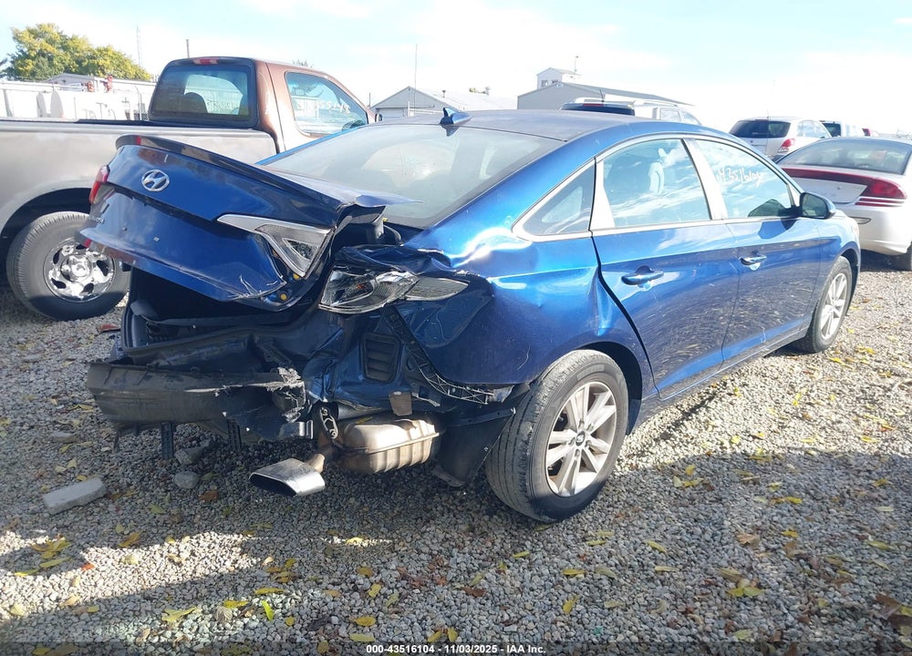 2016 HYUNDAI SONATA SE VIN: 5NPE24AF1GH328325