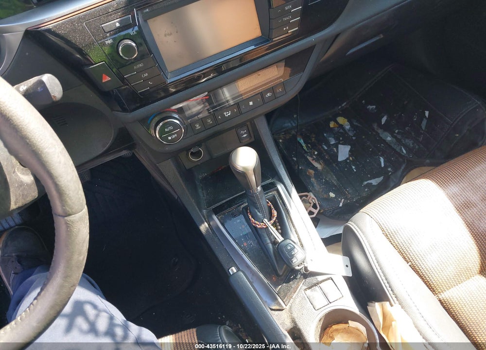 2014 TOYOTA COROLLA S PLUS VIN: 5YFBURHE4EP079235