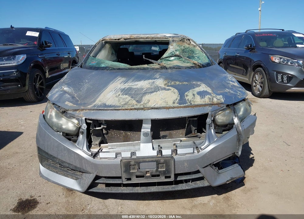 2018 HONDA CIVIC VIN: 2HGFC2F52JH557572