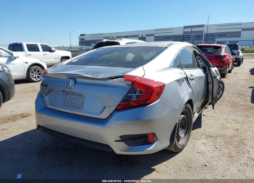 2018 HONDA CIVIC VIN: 2HGFC2F52JH557572