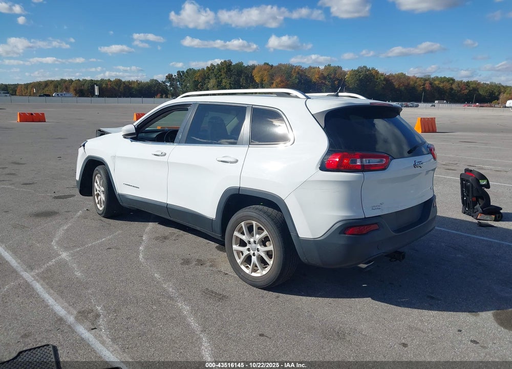 2014 JEEP CHEROKEE VIN: 1C4PJLCB1EW158197