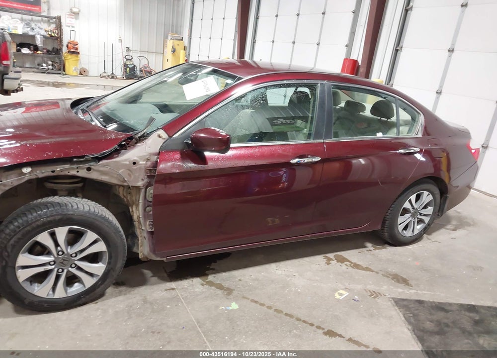2015 HONDA ACCORD VIN: 1HGCR2F38FA055512