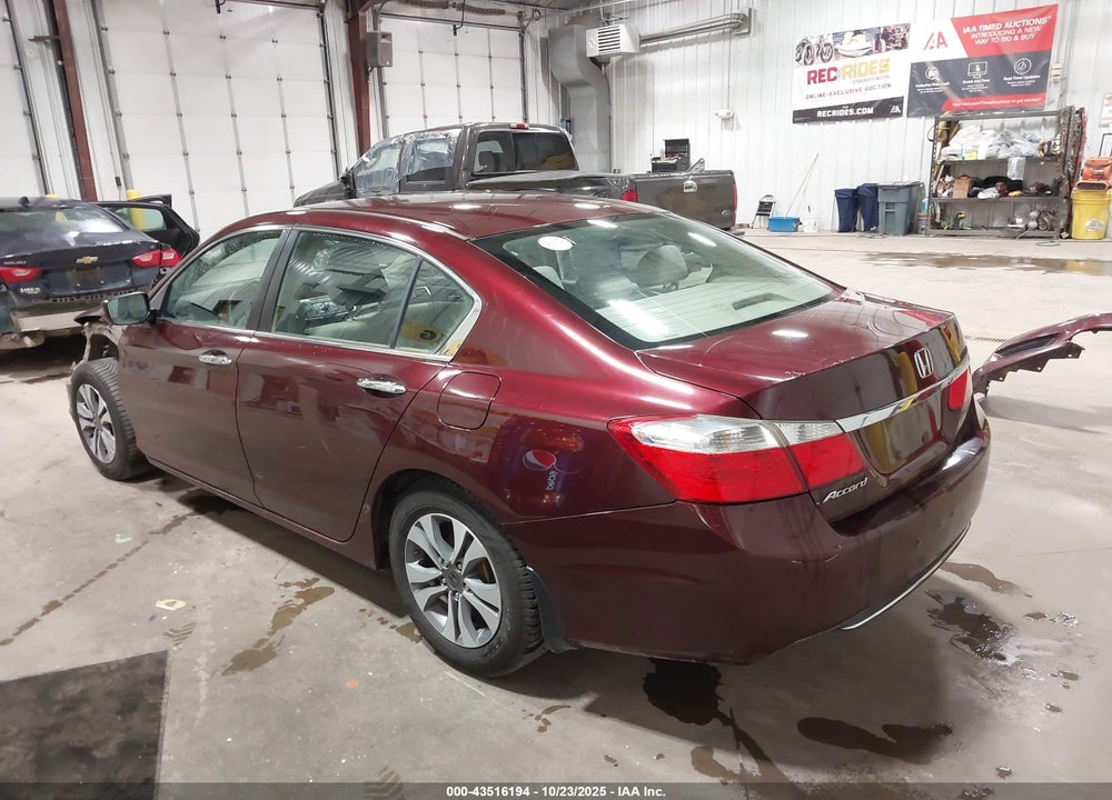 2015 HONDA ACCORD VIN: 1HGCR2F38FA055512