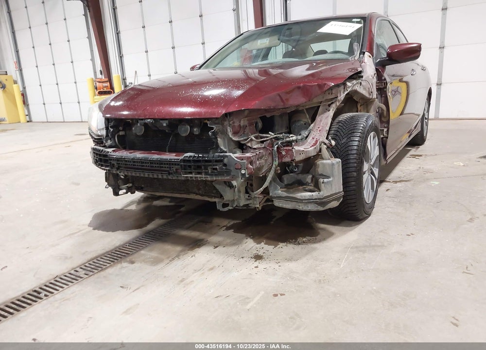2015 HONDA ACCORD VIN: 1HGCR2F38FA055512