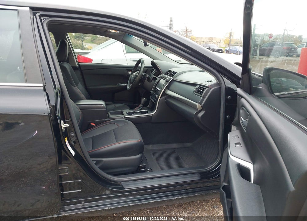 2017 TOYOTA CAMRY SE VIN: 4T1BF1FK6HU628795
