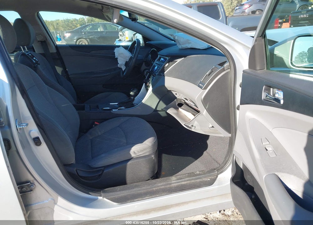2012 HYUNDAI SONATA VIN: 5NPEB4AC9CH366398