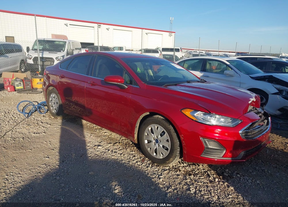 2019 FORD FUSION S VIN: 3FA6P0G75KR198737