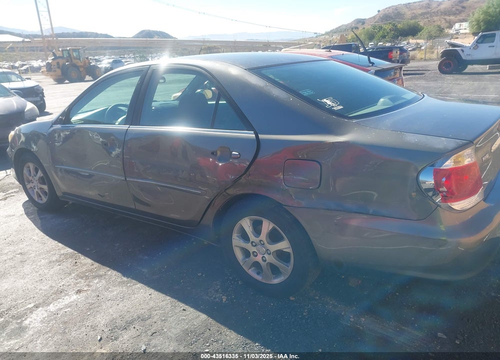 2005 TOYOTA CAMRY XLE VIN: 4T1BE32K65U968934