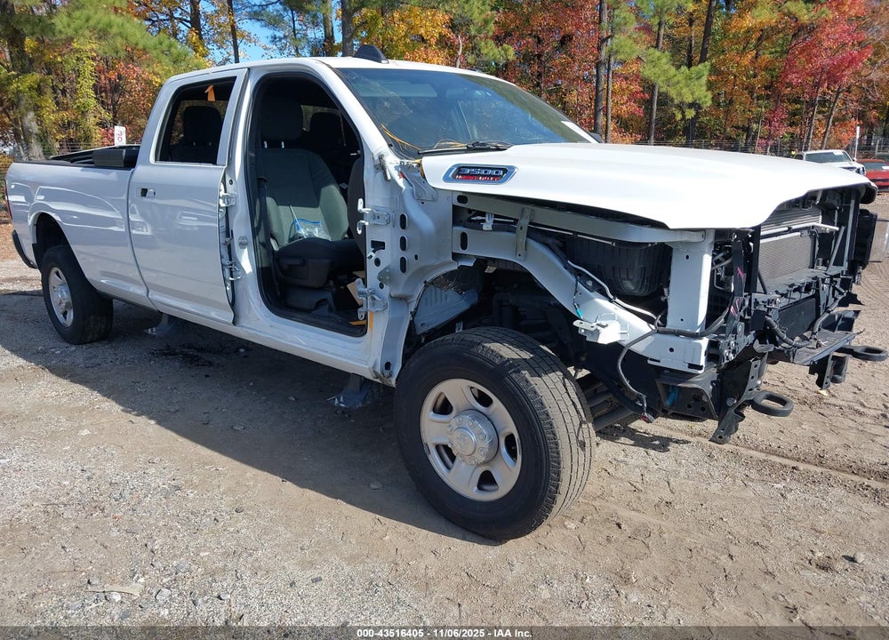 2022 RAM 3500 TRADESMAN  4X4 8' BOX VIN: 3C63R3GJXNG188989