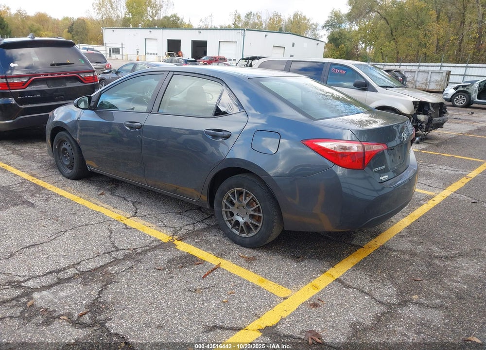 2017 TOYOTA COROLLA VIN: 2T1BURHE5HC885556