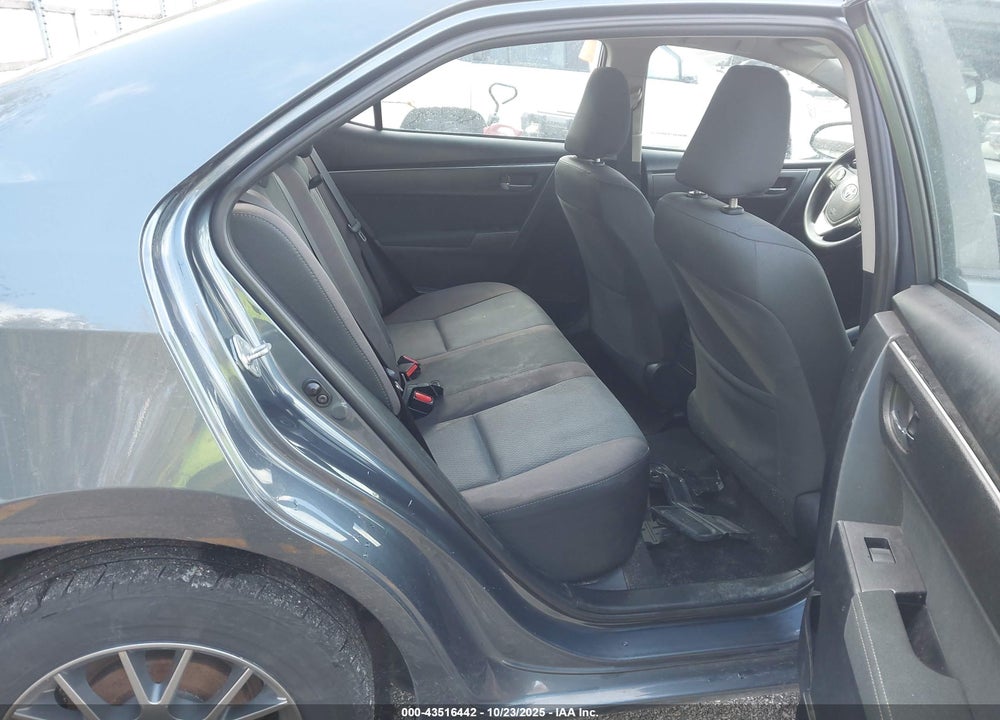 2017 TOYOTA COROLLA VIN: 2T1BURHE5HC885556