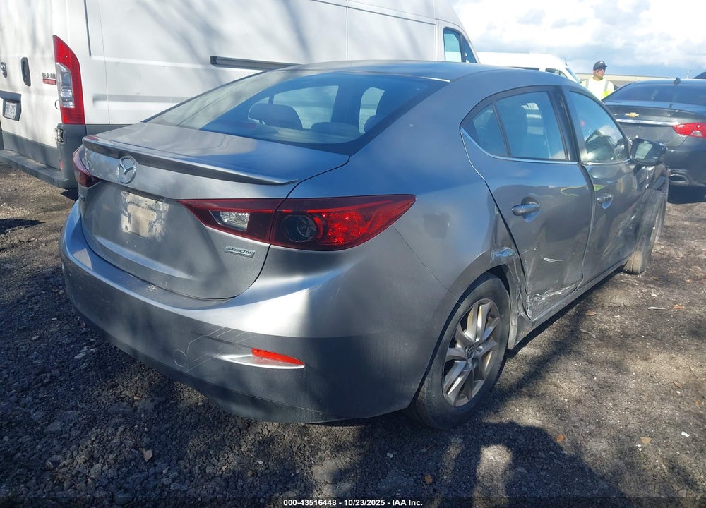 2014 MAZDA 3 I TOURING VIN: JM1BM1V72E1180768