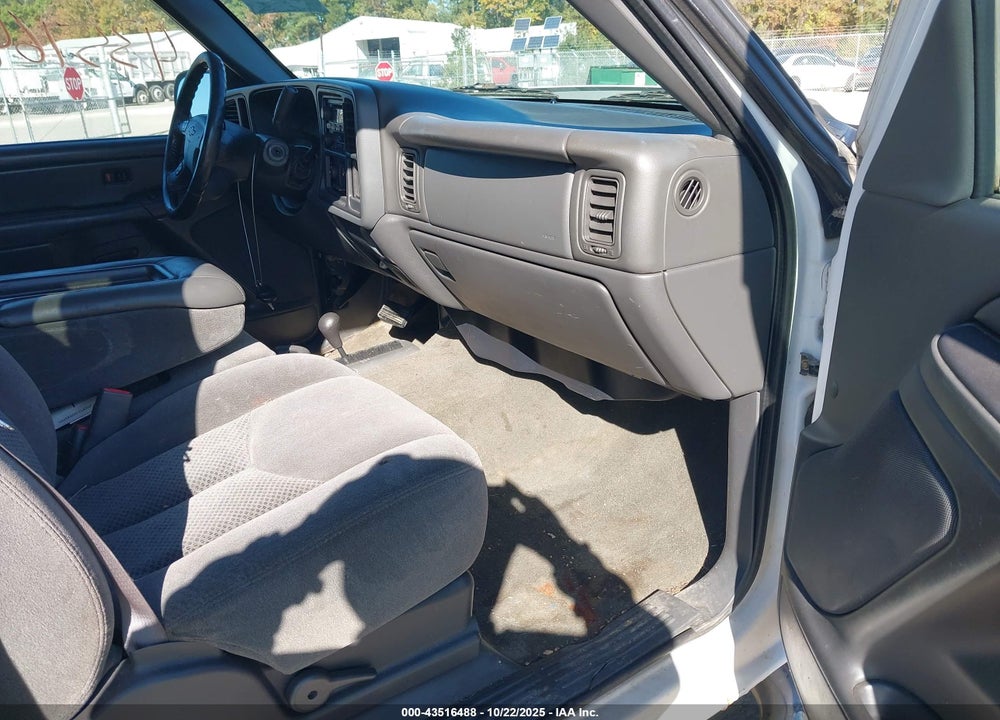 2007 CHEVROLET SILVERADO 1500 VIN: 1GCEK19B57Z105424