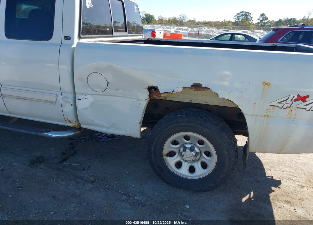 2007 CHEVROLET SILVERADO 1500 VIN: 1GCEK19B57Z105424