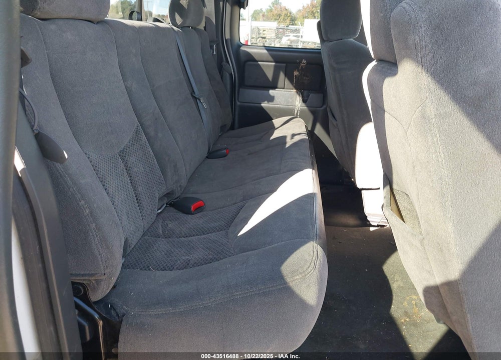2007 CHEVROLET SILVERADO 1500 VIN: 1GCEK19B57Z105424