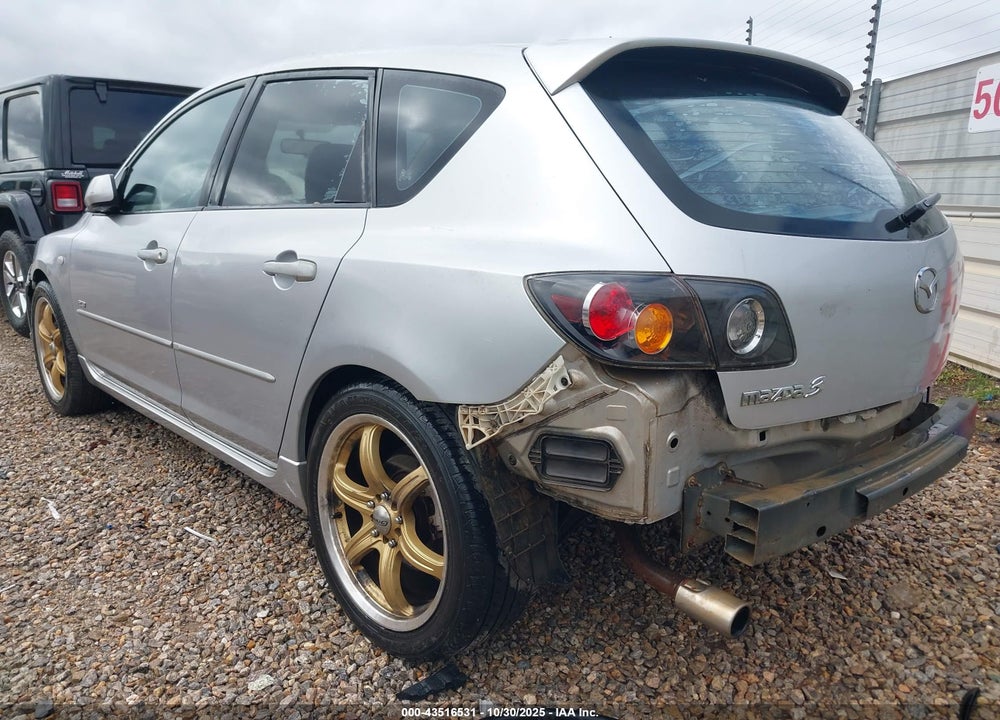 2004 MAZDA MAZDA3 VIN: JM1BK143X41185381