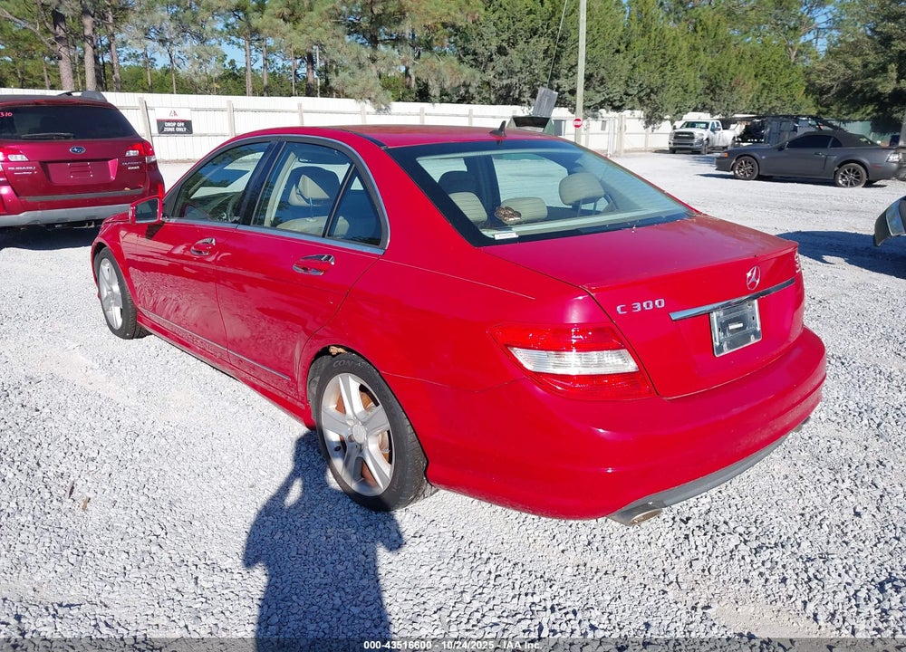 2011 MERCEDES-BENZ C 300 SPORT VIN: WDDGF5EB7BR135730