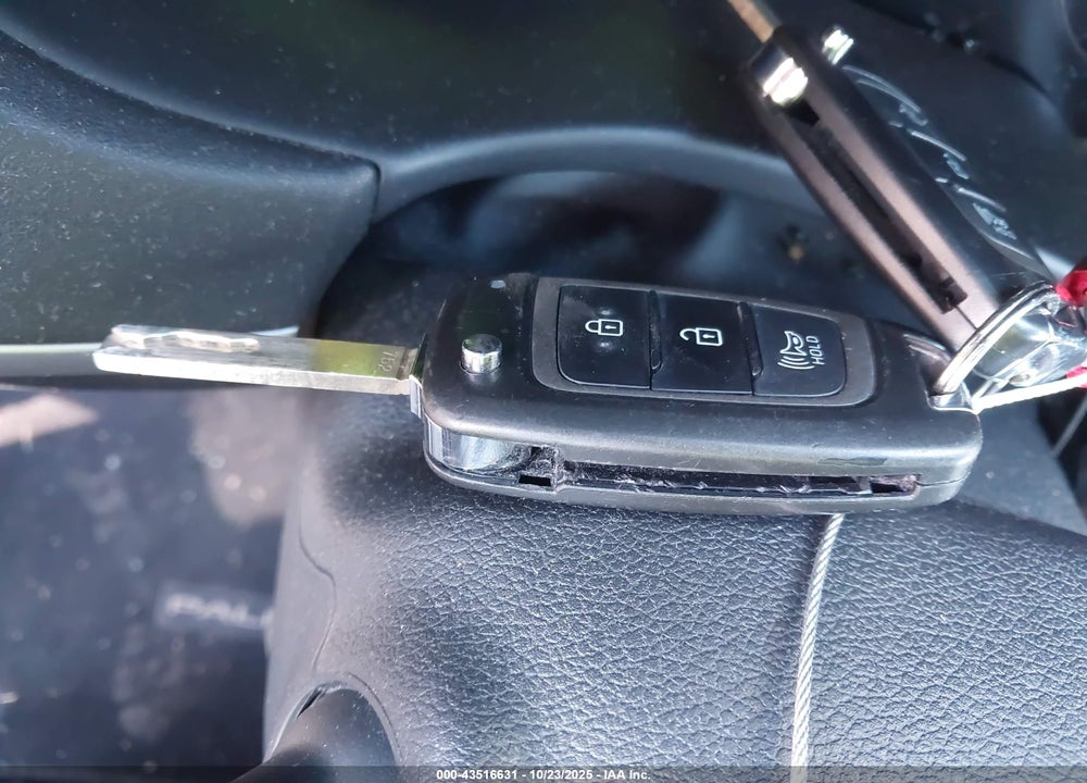 2022 HYUNDAI PALISADE SE VIN: KM8R1DHE5NU478910