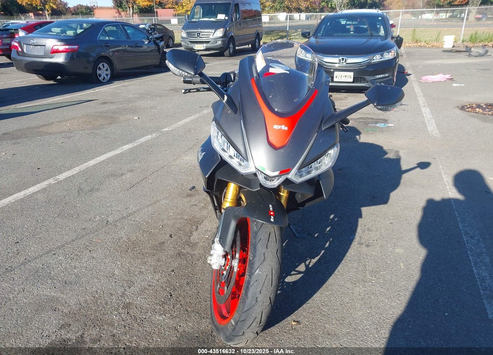 2022 APRILIA RS 660 VIN: ZD4KSUG06NS000584