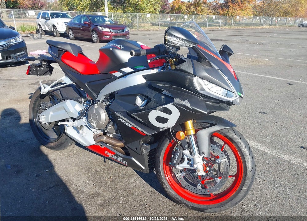 2022 APRILIA RS 660 VIN: ZD4KSUG06NS000584