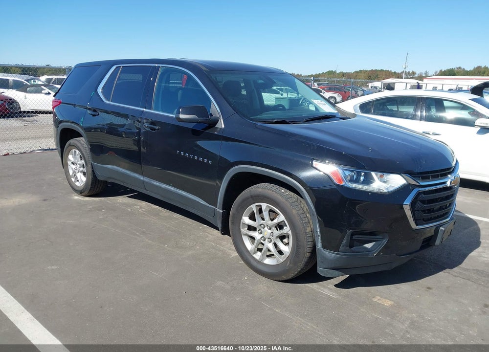 2021 CHEVROLET TRAVERSE AWD LS VIN: 1GNEVFKW7MJ267669