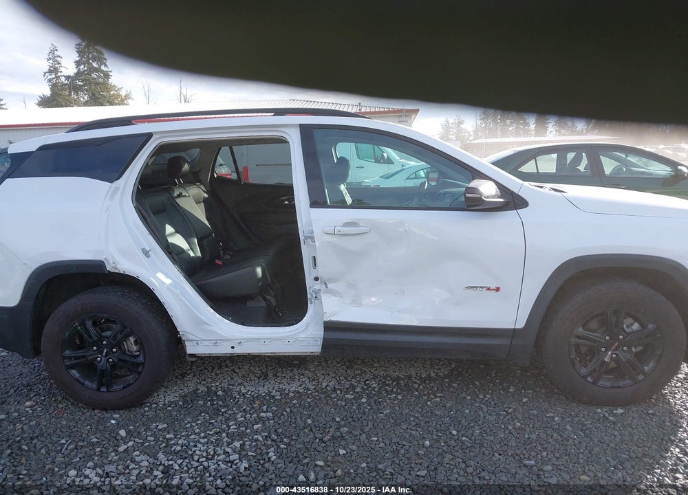 2023 GMC TERRAIN AWD AT4 VIN: 3GKALYEGXPL252677