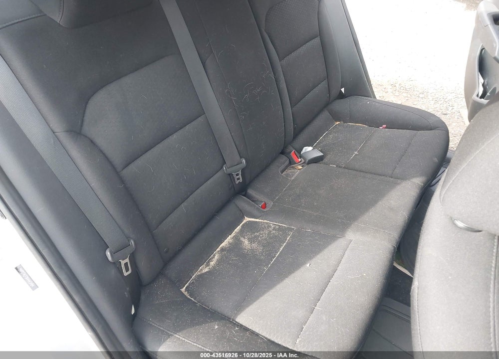 2019 HYUNDAI ELANTRA VIN: 5NPD74LF0KH443484