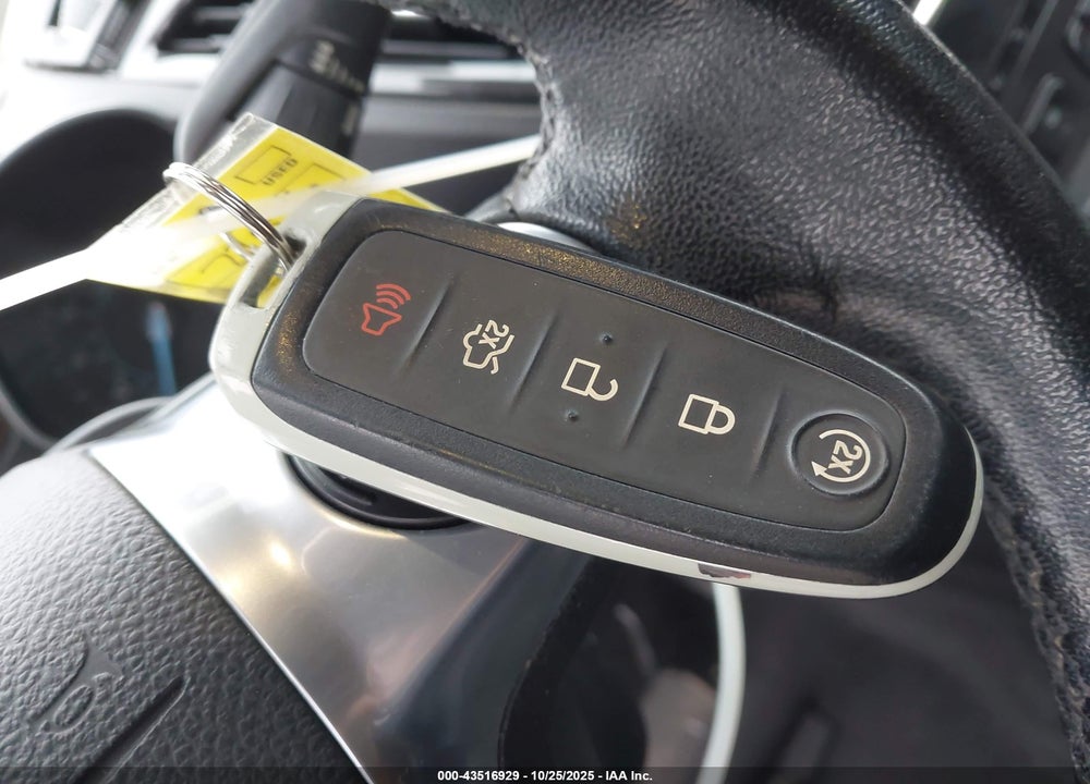 2015 FORD ESCAPE TITANIUM VIN: 1FMCU9J90FUB04388