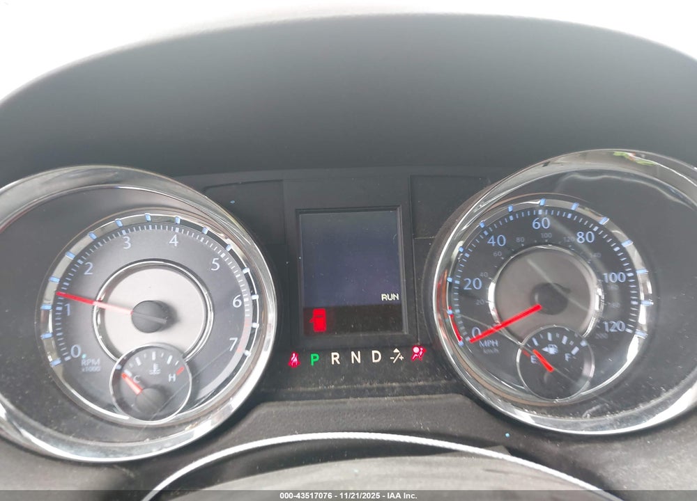 2015 CHRYSLER TOWN & COUNTRY TOURING VIN: 2C4RC1BG6FR565236