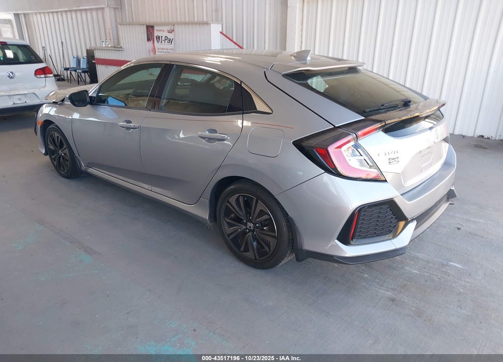 2018 HONDA CIVIC EX VIN: SHHFK7H50JU208538