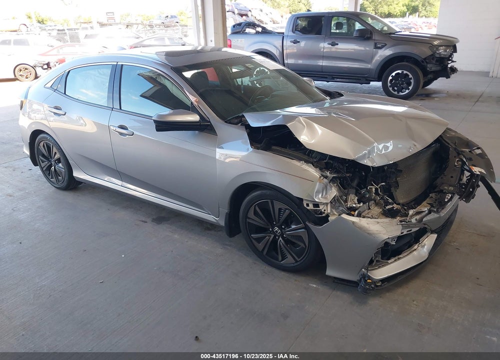 2018 HONDA CIVIC EX VIN: SHHFK7H50JU208538