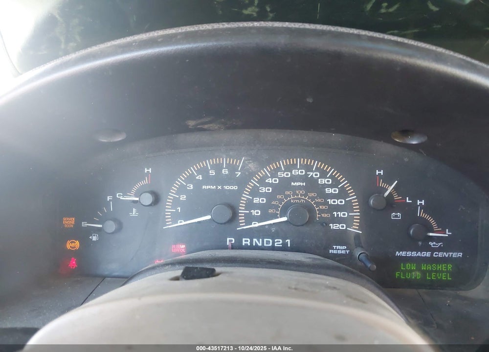 2003 FORD EXPEDITION XLT VIN: 1FMRU15W03LA97083