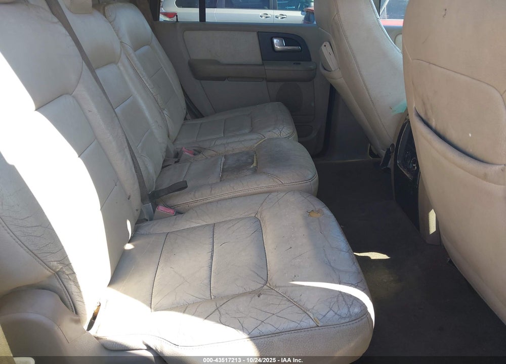2003 FORD EXPEDITION XLT VIN: 1FMRU15W03LA97083