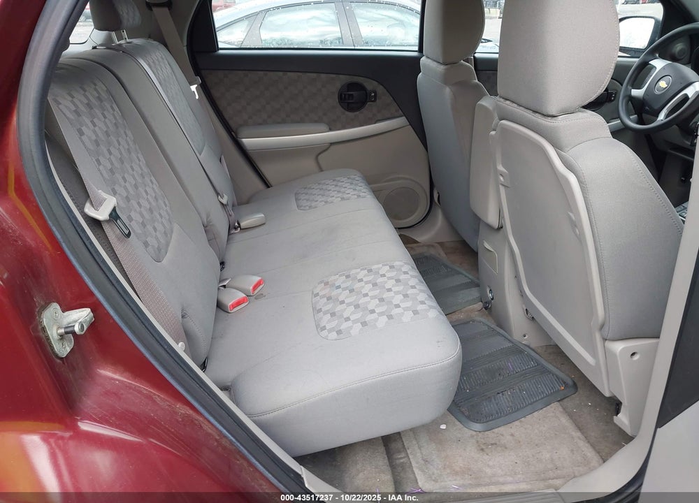 2007 CHEVROLET EQUINOX VIN: 2CNDL23F576225757