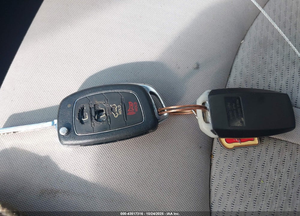 2017 HYUNDAI SONATA SE VIN: 5NPE24AF3HH480852