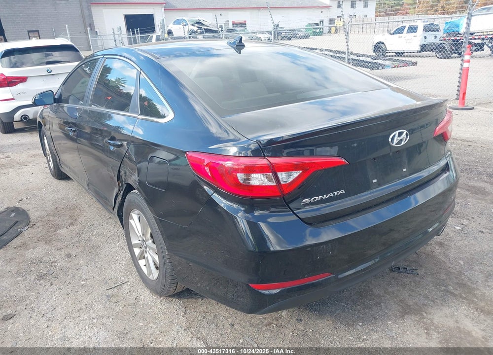 2017 HYUNDAI SONATA SE VIN: 5NPE24AF3HH480852