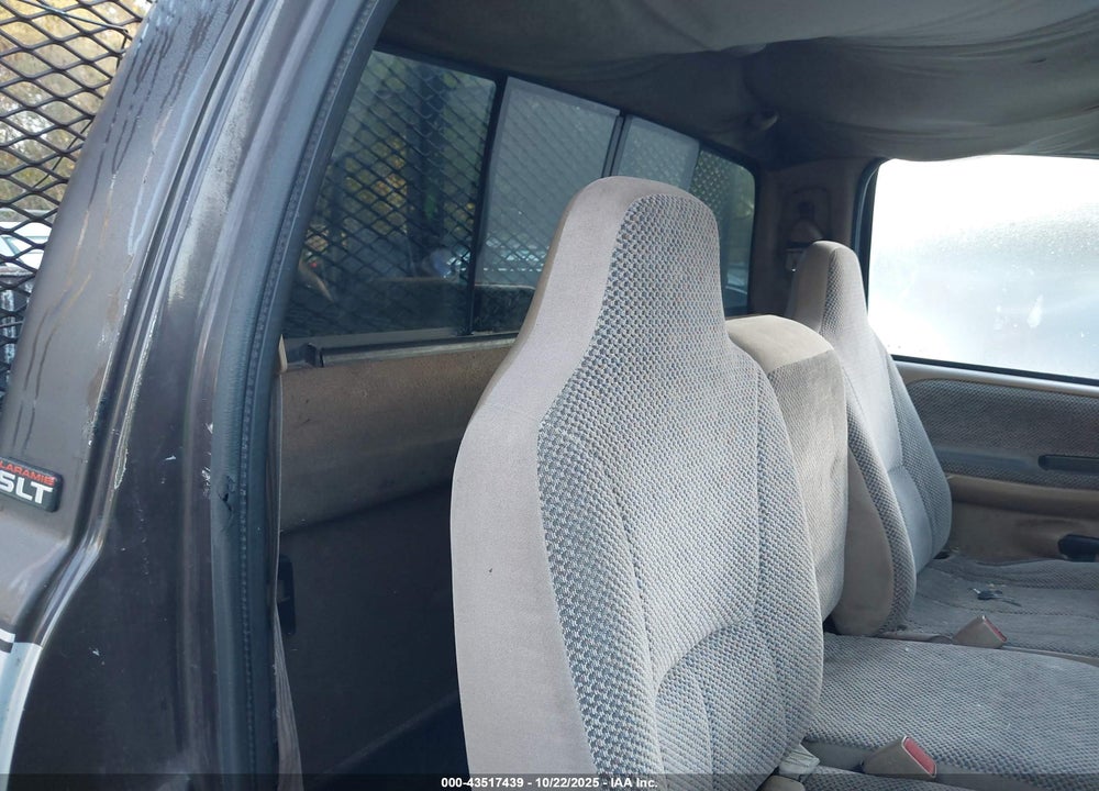 1998 DODGE RAM 1500 ST VIN: 3B7HC16Y6WM240480