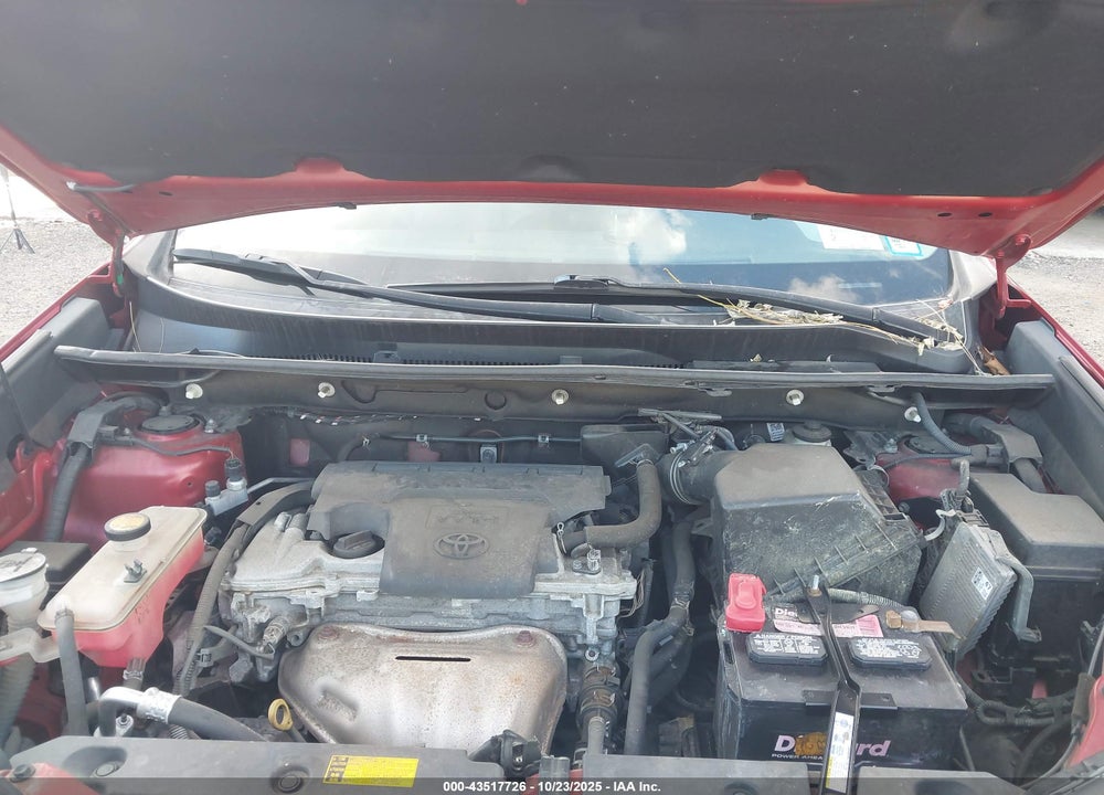2015 TOYOTA RAV4 XLE VIN: 2T3RFREV1FW268929