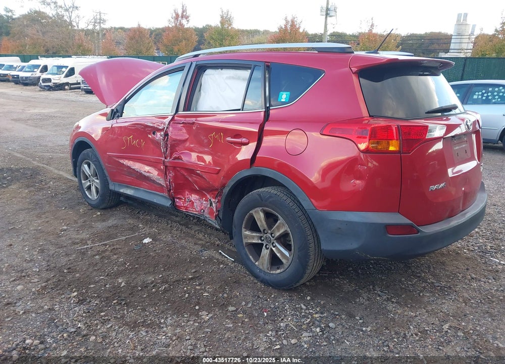 2015 TOYOTA RAV4 XLE VIN: 2T3RFREV1FW268929