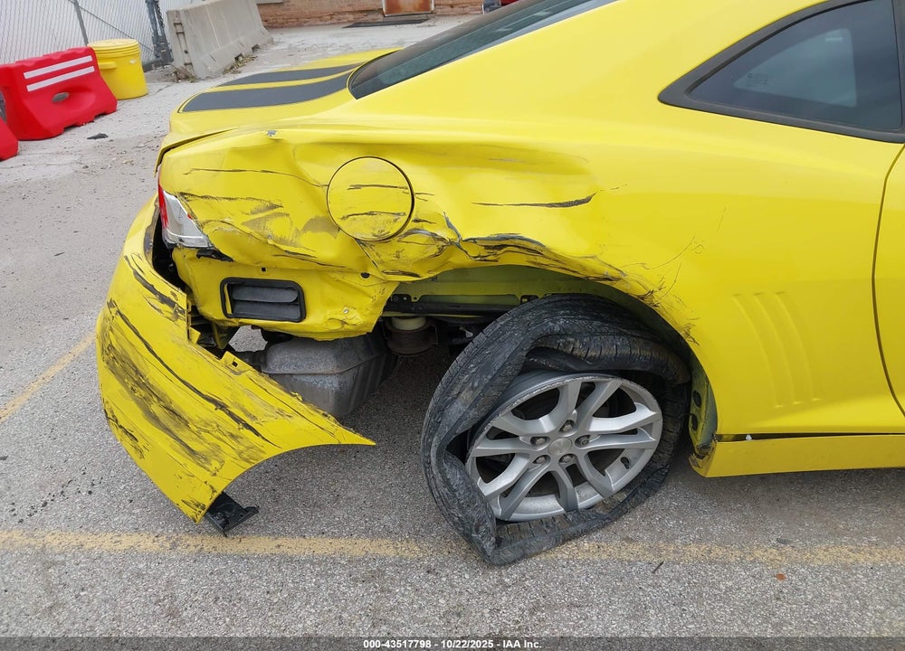 2015 CHEVROLET CAMARO 2LS VIN: 2G1FB1E30F9298442