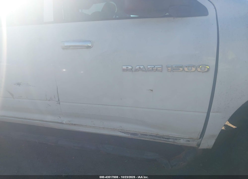 2015 RAM 2500 VIN: 3C6TR5CT0FG635561