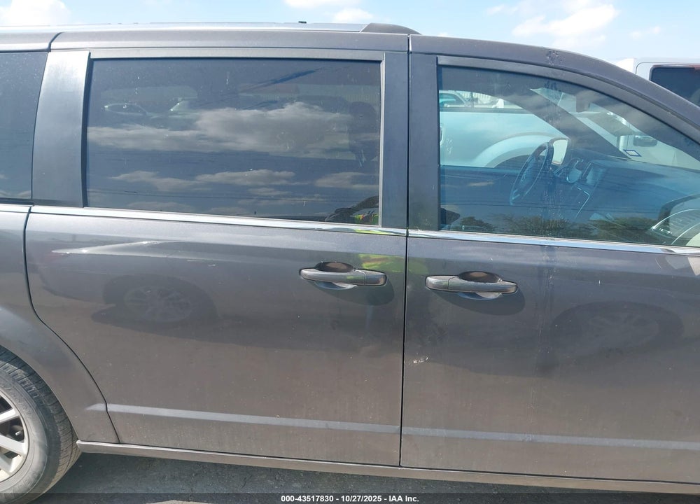 2019 DODGE GRAND CARAVAN SXT VIN: 2C4RDGCG0KR662229