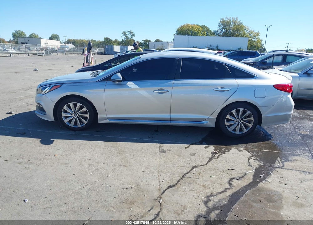 2015 HYUNDAI SONATA SPORT VIN: 5NPE34AF4FH057434