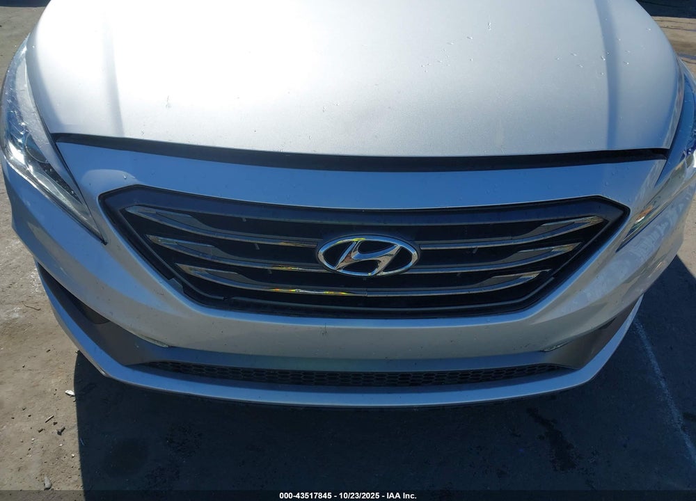2015 HYUNDAI SONATA SPORT VIN: 5NPE34AF4FH057434