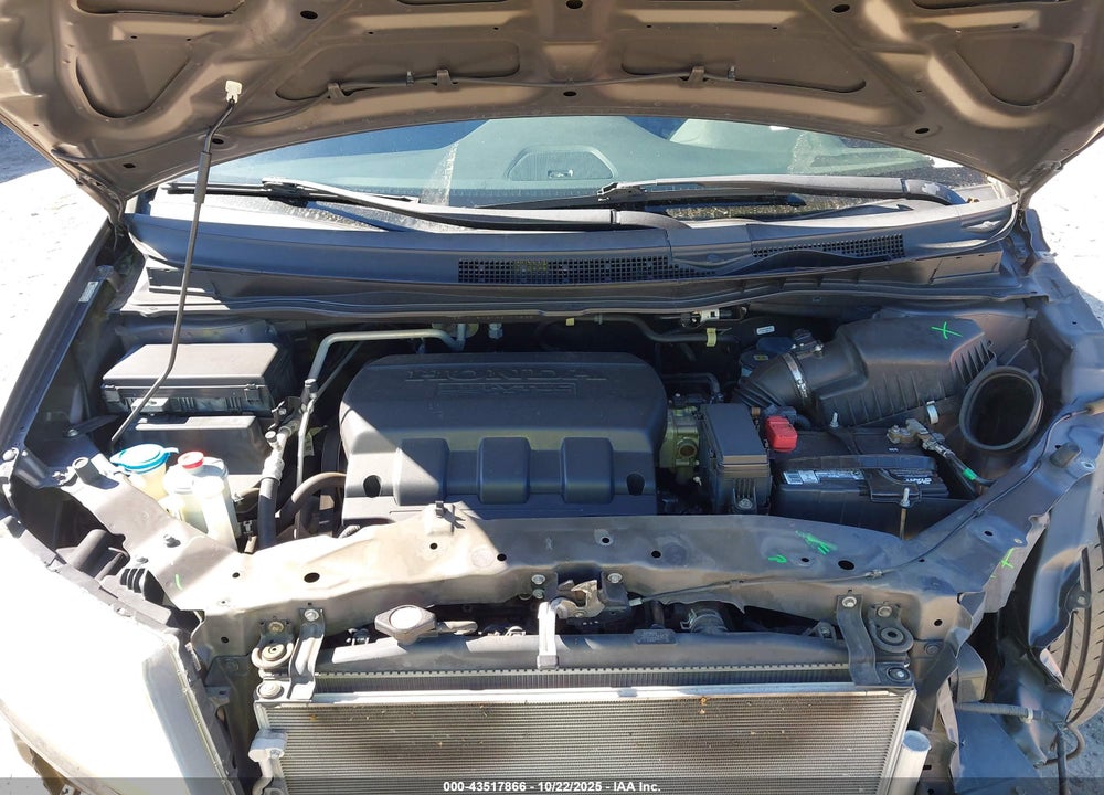 2015 HONDA ODYSSEY EX-L VIN: 5FNRL5H61FB017825