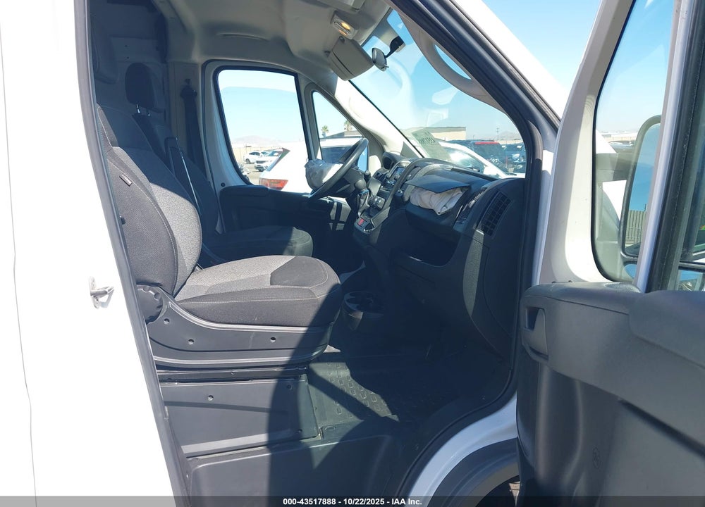 2018 RAM PROMASTER 2500 HIGH ROOF 159 WB VIN: 3C6TRVDG3JE124366