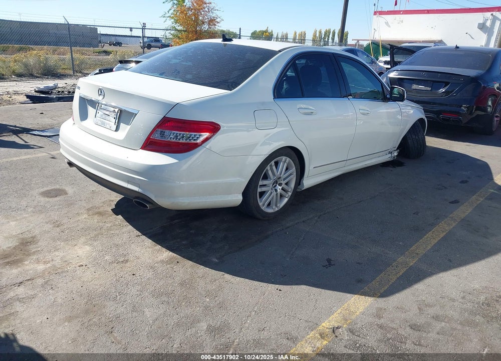 2008 MERCEDES-BENZ C 300 LUXURY/SPORT VIN: WDDGF54X88F068658