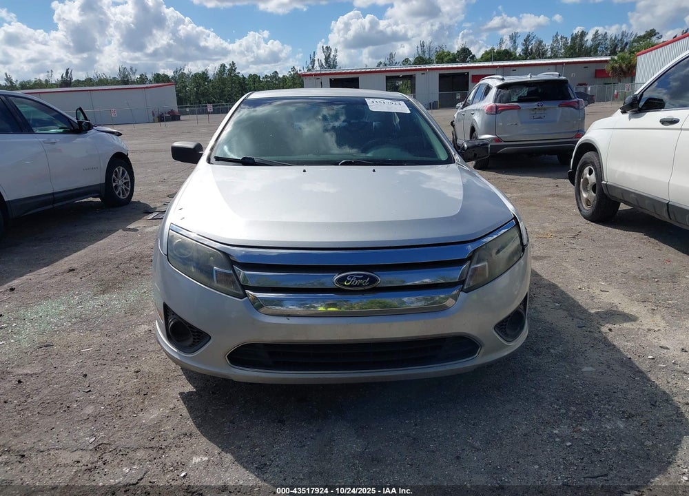 2012 FORD FUSION S VIN: 3FAHP0GA1CR121823
