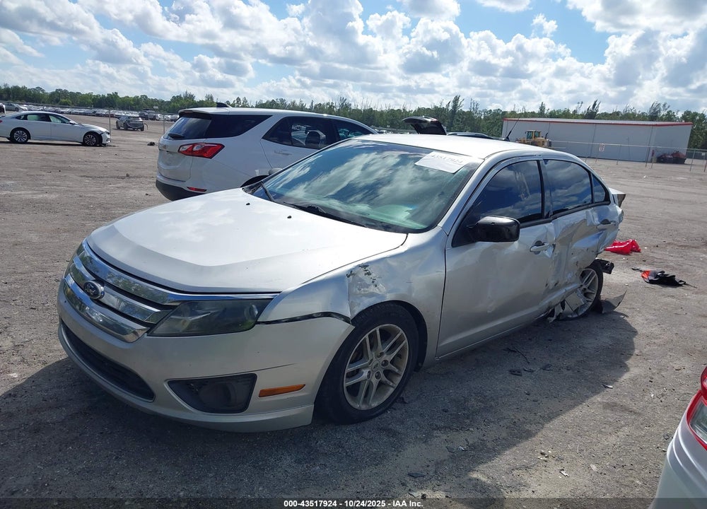 2012 FORD FUSION S VIN: 3FAHP0GA1CR121823